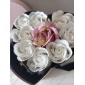 CAIXA SURPRESA ROSAS, BOMBONS E COLAR ADORO-TE MÃE - AÇO INOXIDÁVEL