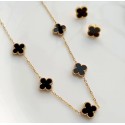 CONJUNTO TREVO DE QUATRO FOLHAS COM PEDRA ÓNIX - AÇO INOXIDÁVEL