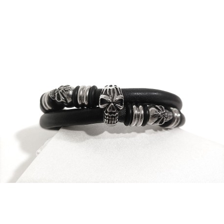PULSEIRA CAVEIRAS - COURO E AÇO INOXIDÁVEL