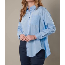 BLUSA COM PORMENORES BORDADOS