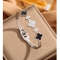 PULSEIRA BRACELETE TREVO 4 FOLHAS DE MADREPÉROLA COM BRILHANTES - AÇO INOXIDÁVEL
