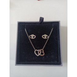Conjunto Colar e Brincos com corações e zircônias em aço inoxidável